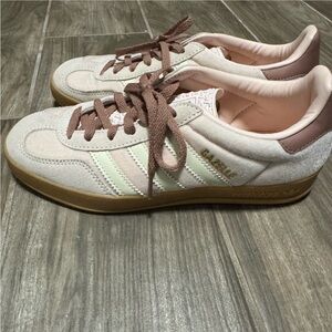 Adidas Women’s Gazelle, size 5.5.